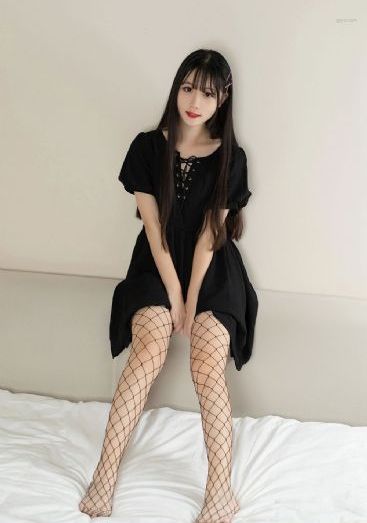 上课别穿内裤方便我c你_HD动漫在线观看
